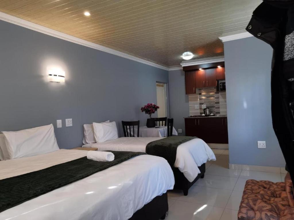 Victoria Guest Lodge Bellville Room photo